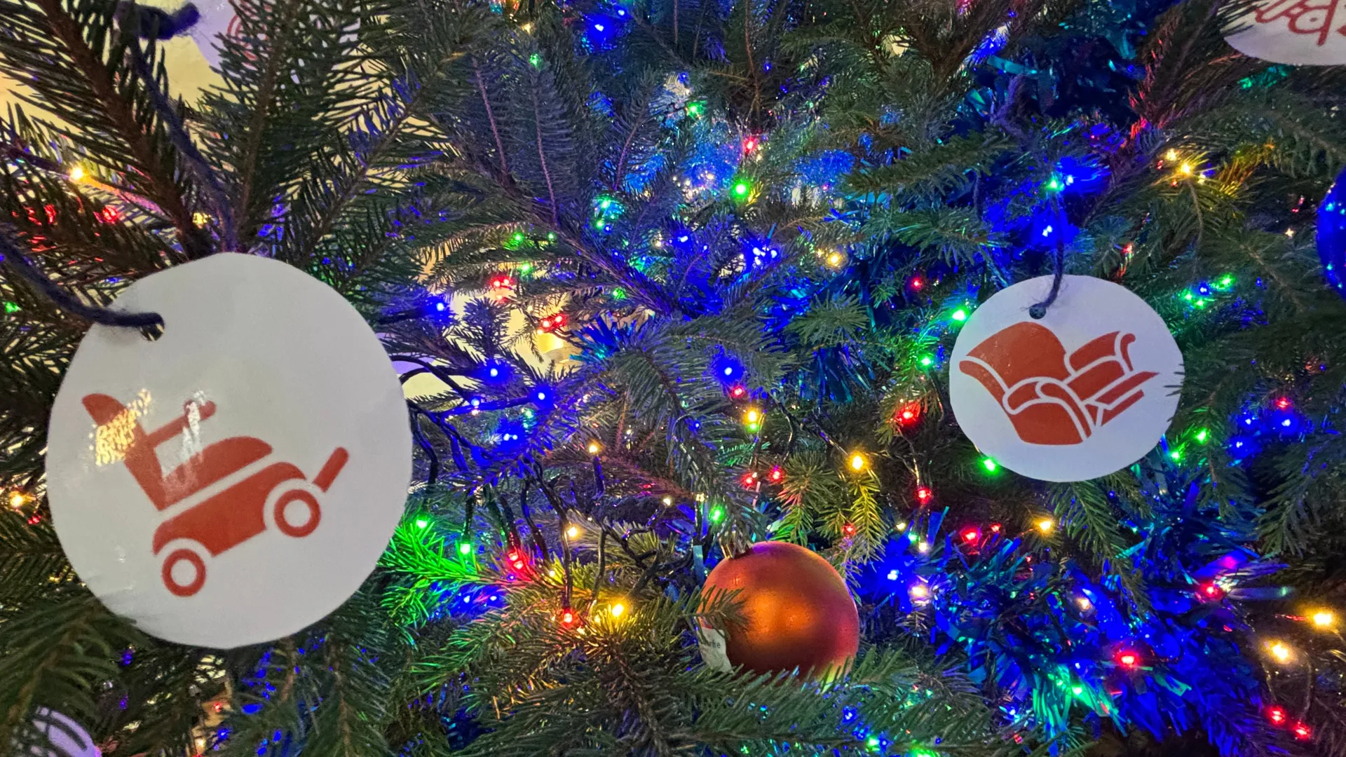 Christmas Tree Blog Banner