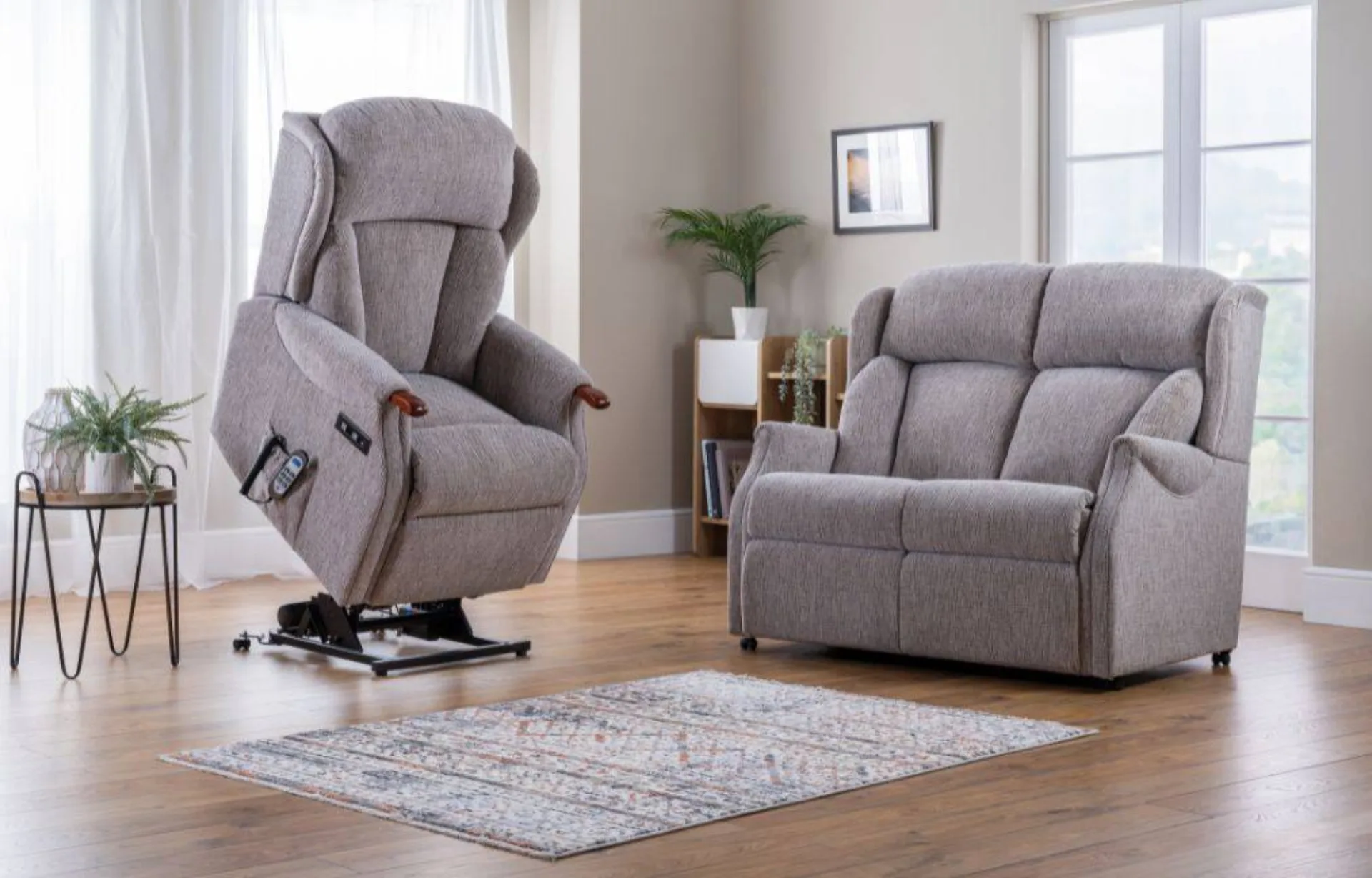 Cloud Zero Rise & Recliner Chairs in Hampshire